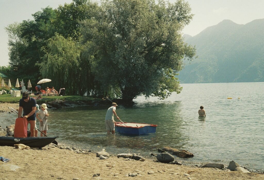 things to do in lake Como beach