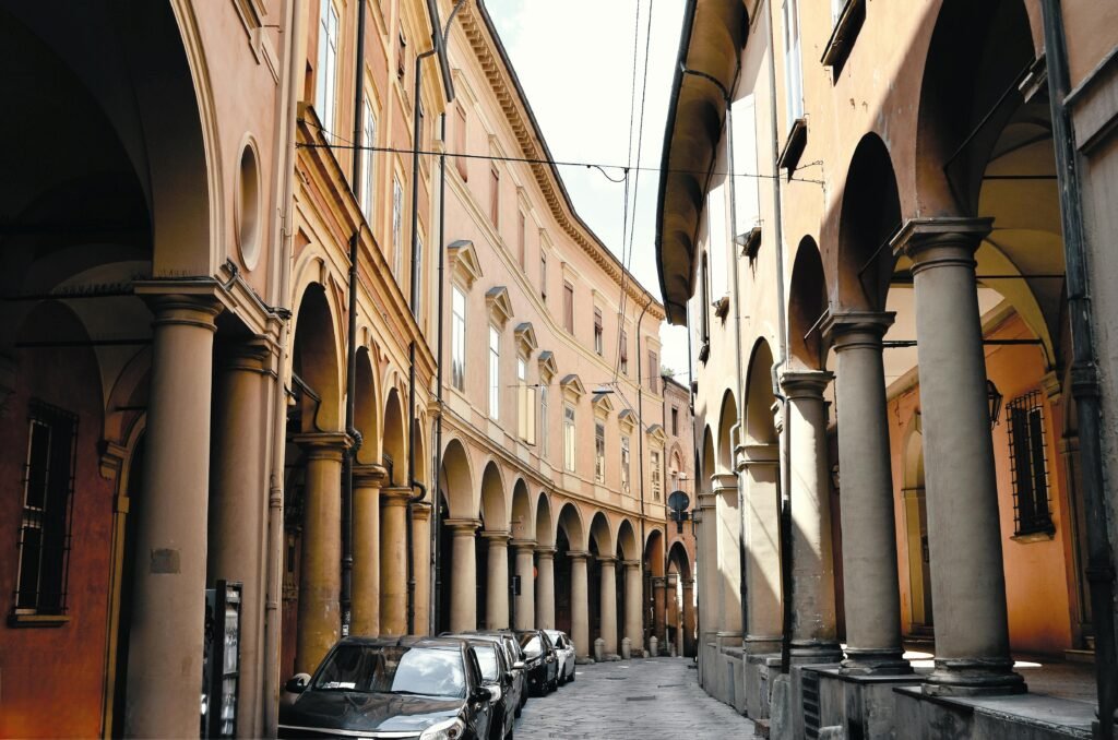 things to do in bologna
